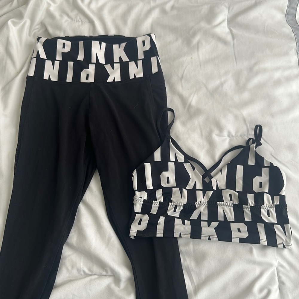 Victoria’s Secret work out set 🏋️‍♀️